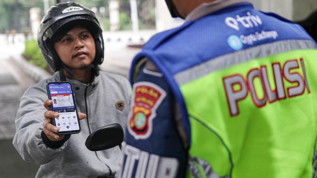 SIM Digital Bisa Dibuat Lewat Ponsel, Pemohon Tetap Wajib Jalani Ujian